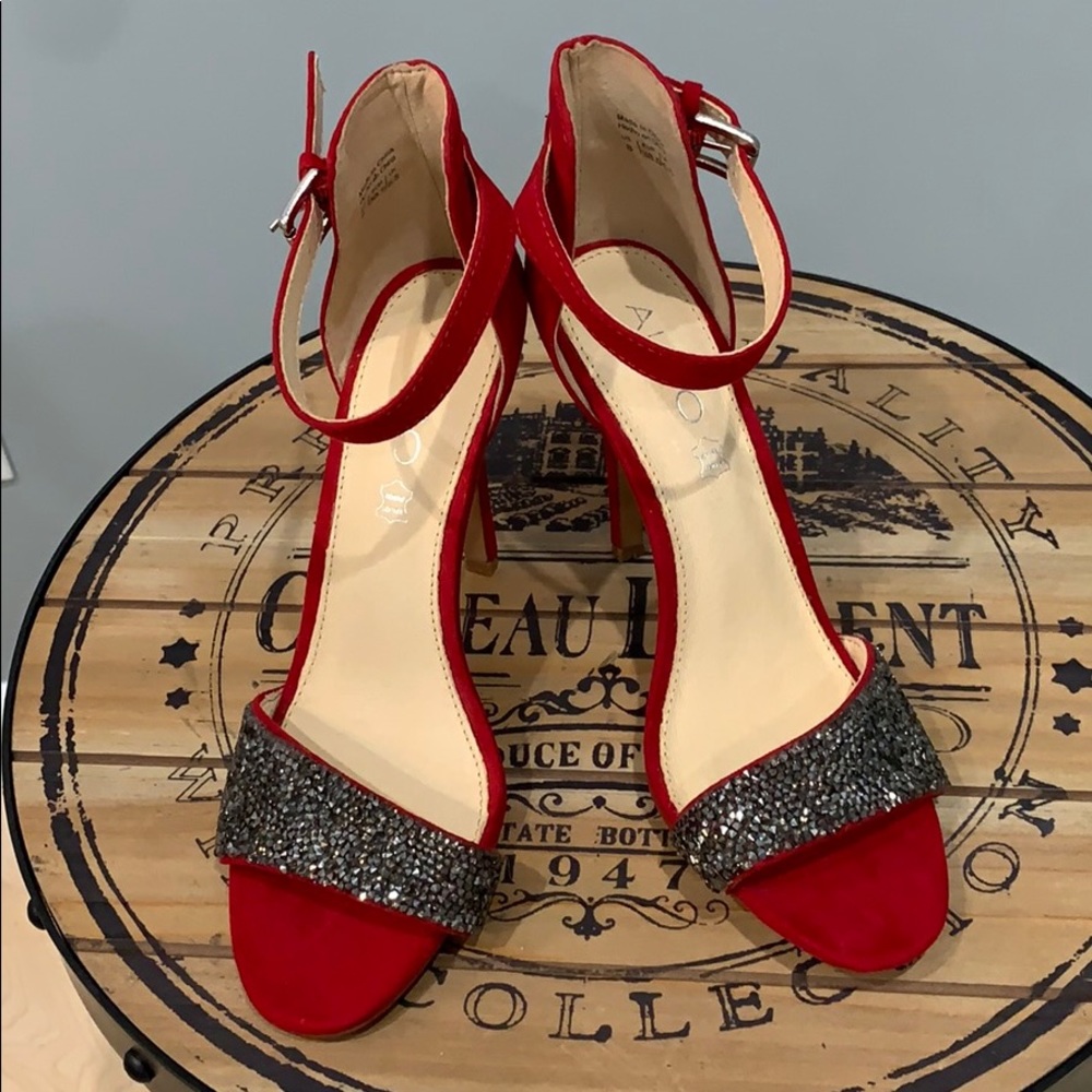 Aldo Red Suede Dosh Heel Sz. 8